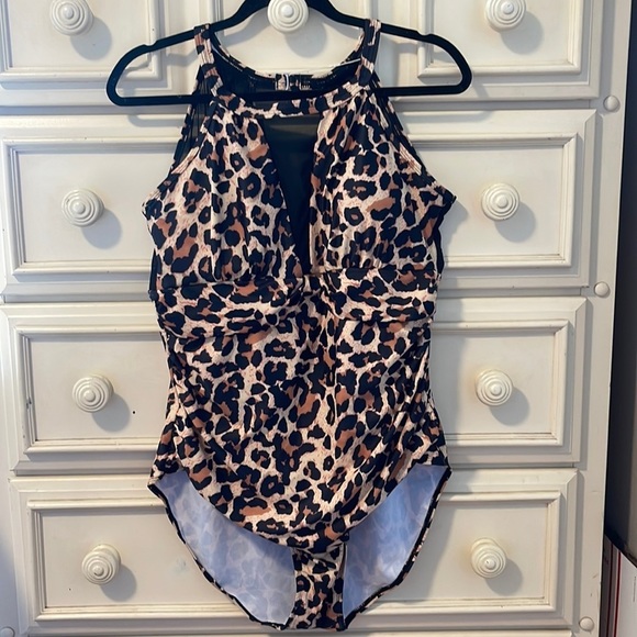 12 crazy 1 piece swimsuit NWT animal print size 3X - Picture 1 of 6
